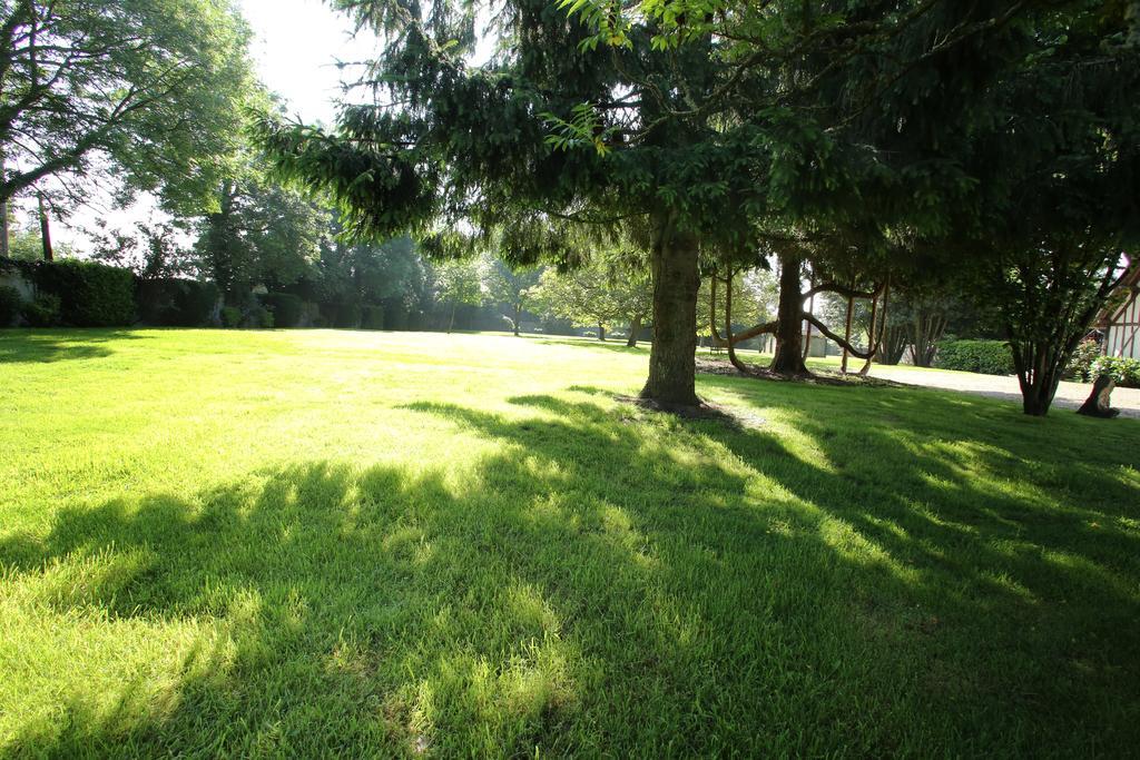 Saint-Martin-aux-Chartrains Manoir Le Mesnil B&B 외부 사진