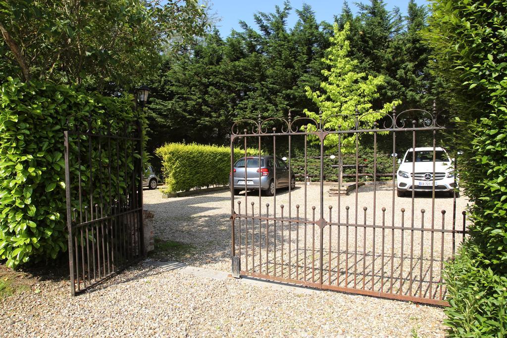 Saint-Martin-aux-Chartrains Manoir Le Mesnil B&B 외부 사진