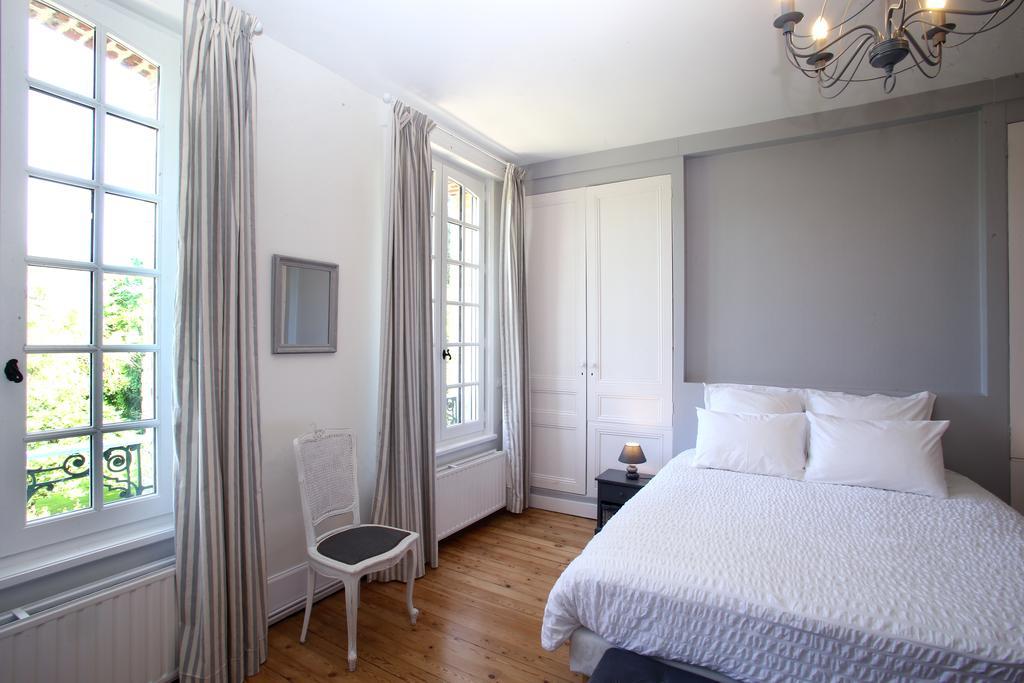 Saint-Martin-aux-Chartrains Manoir Le Mesnil B&B 외부 사진