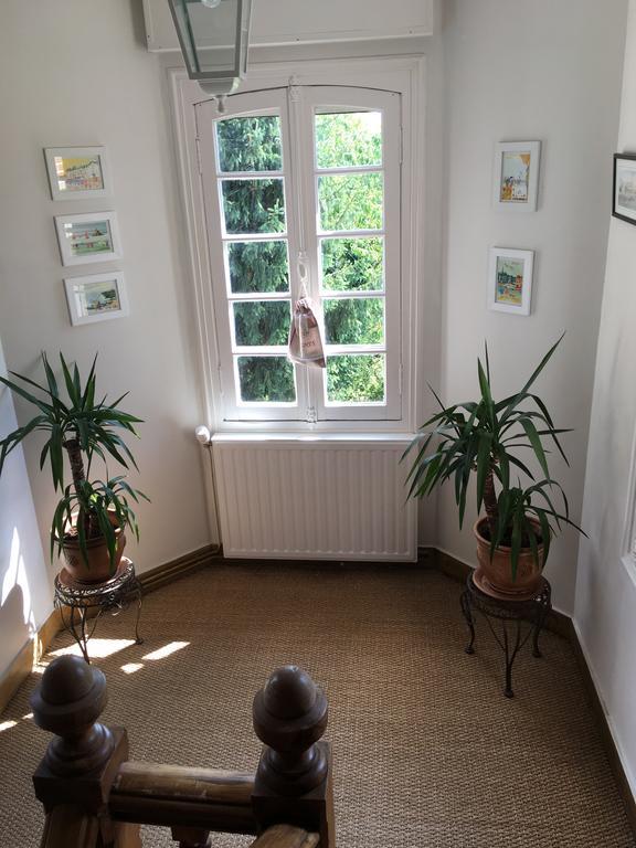 Saint-Martin-aux-Chartrains Manoir Le Mesnil B&B 외부 사진