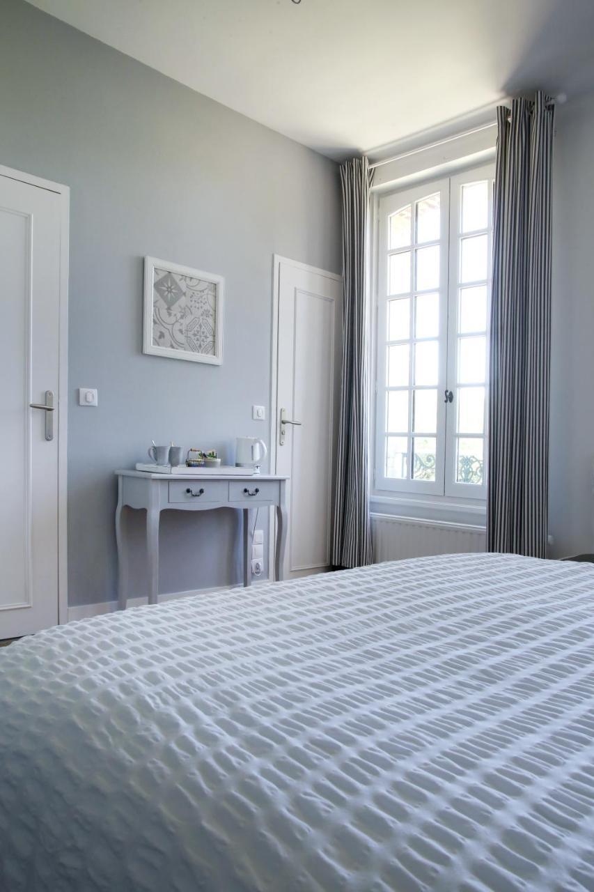 Saint-Martin-aux-Chartrains Manoir Le Mesnil B&B 외부 사진