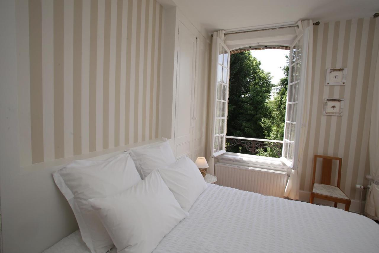 Saint-Martin-aux-Chartrains Manoir Le Mesnil B&B 외부 사진